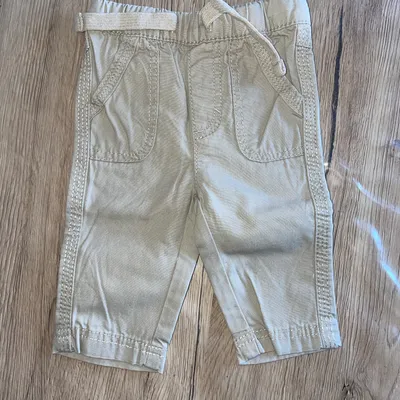 Pantalon 1 mois 55 cm Kiabi neuf 